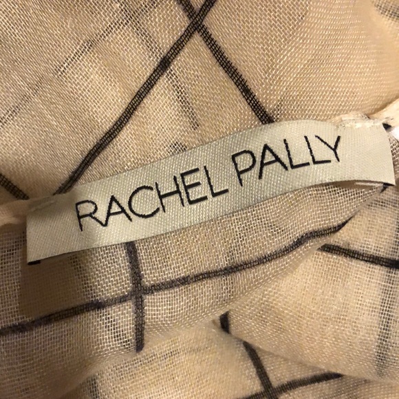 Never worn scarf! - Picture 2 of 2